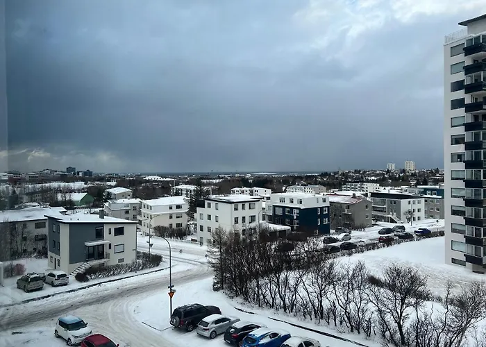 Jm Homestay - A Cozy Two Bedroom Apartment